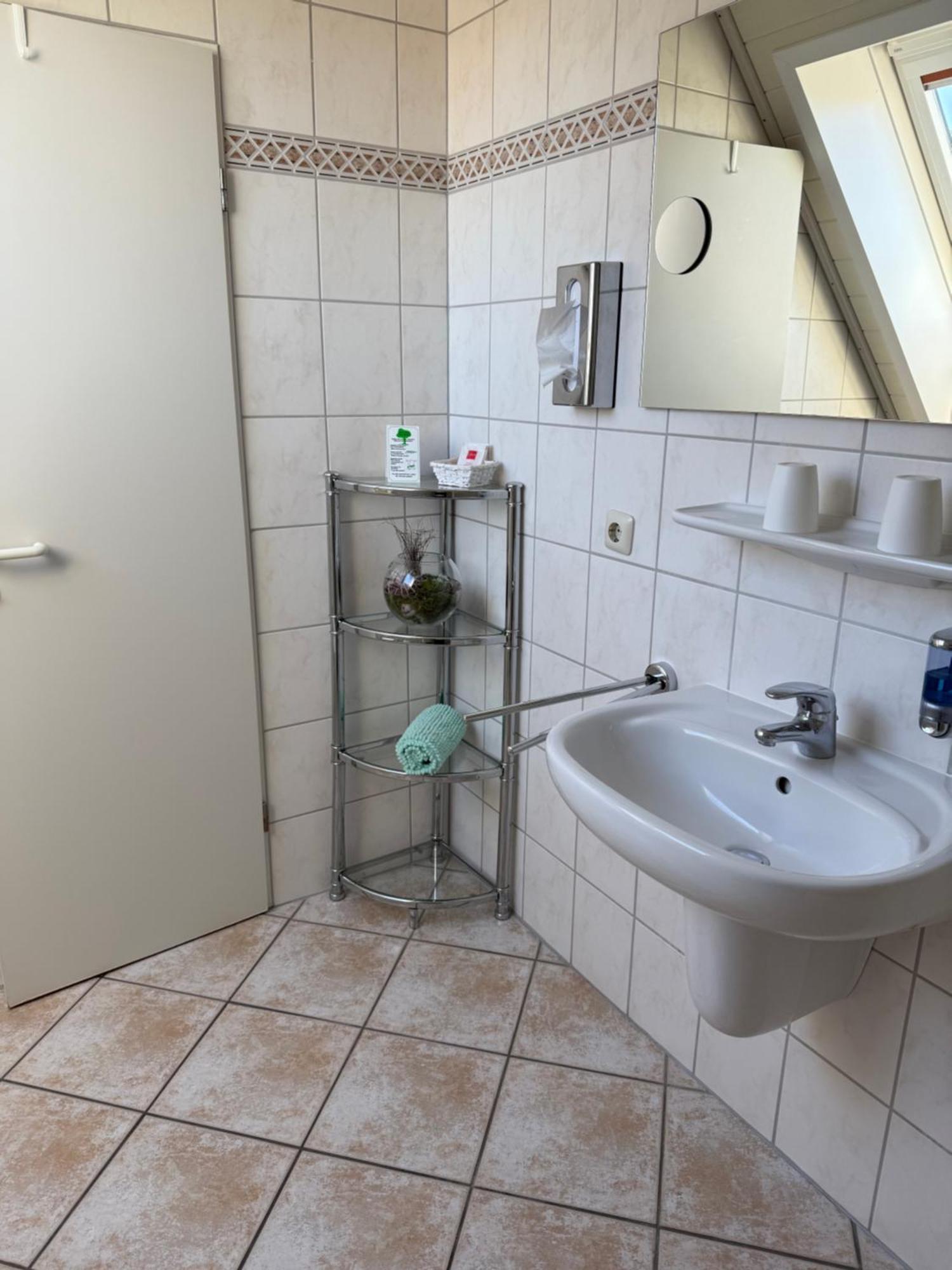 Hotel Peters Neuharlingersiel Luaran gambar